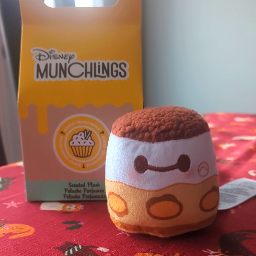 Disney Munchlings Scented Plush Baymax